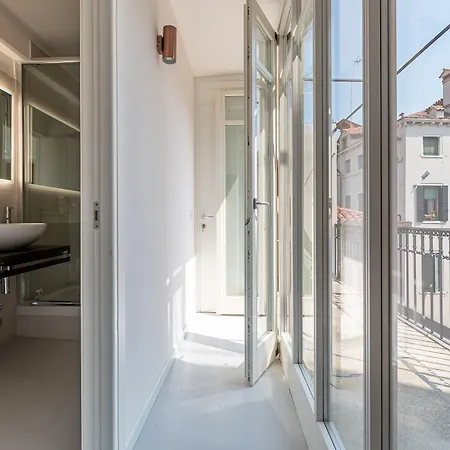 La Finestra Sulle Beccarie البندقية