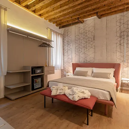 מלון La Finestra Sulle Beccarie *