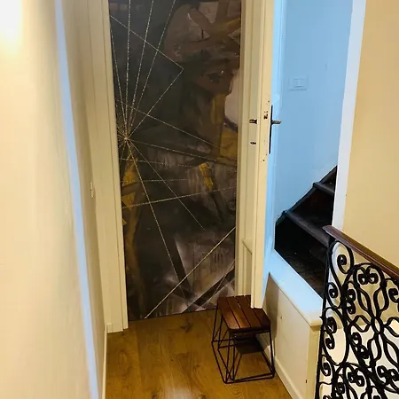 La Finestra Sulle Beccarie