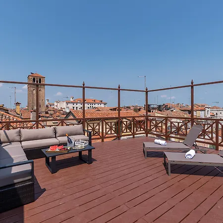 La Finestra Sulle Beccarie מלון ונציה