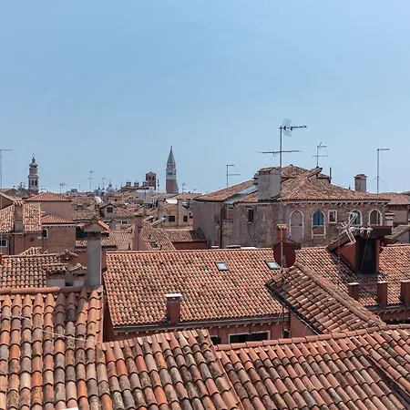 La Finestra Sulle Beccarie